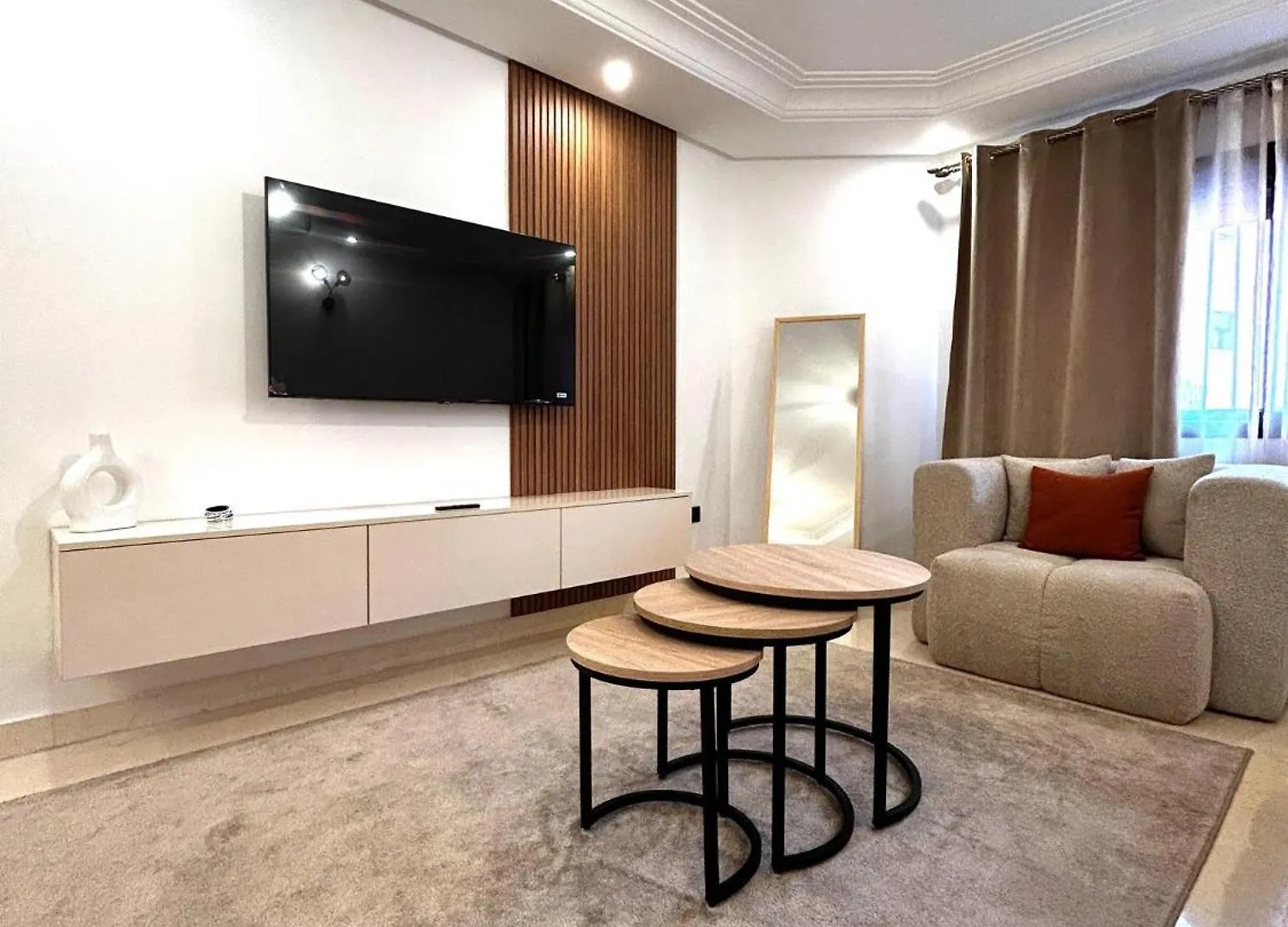 Charmant Appartement A Gueliz Marakeş Fas